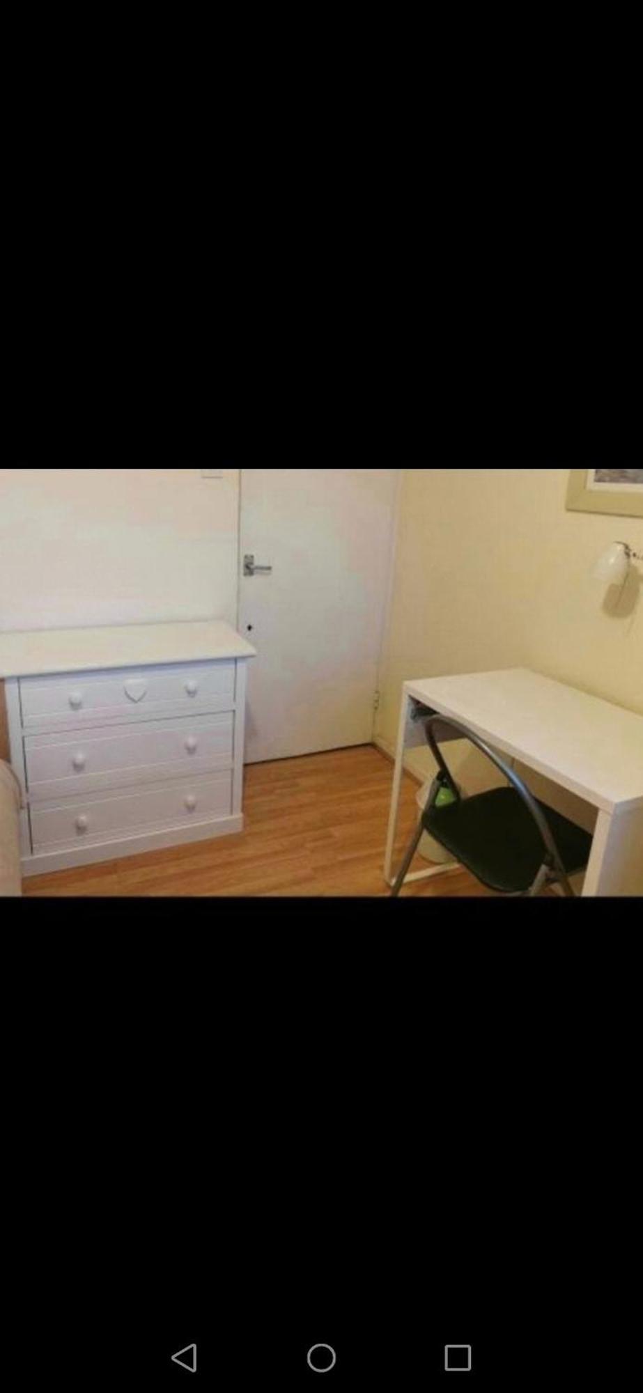 Nice Shared Flat Лондон Экстерьер фото